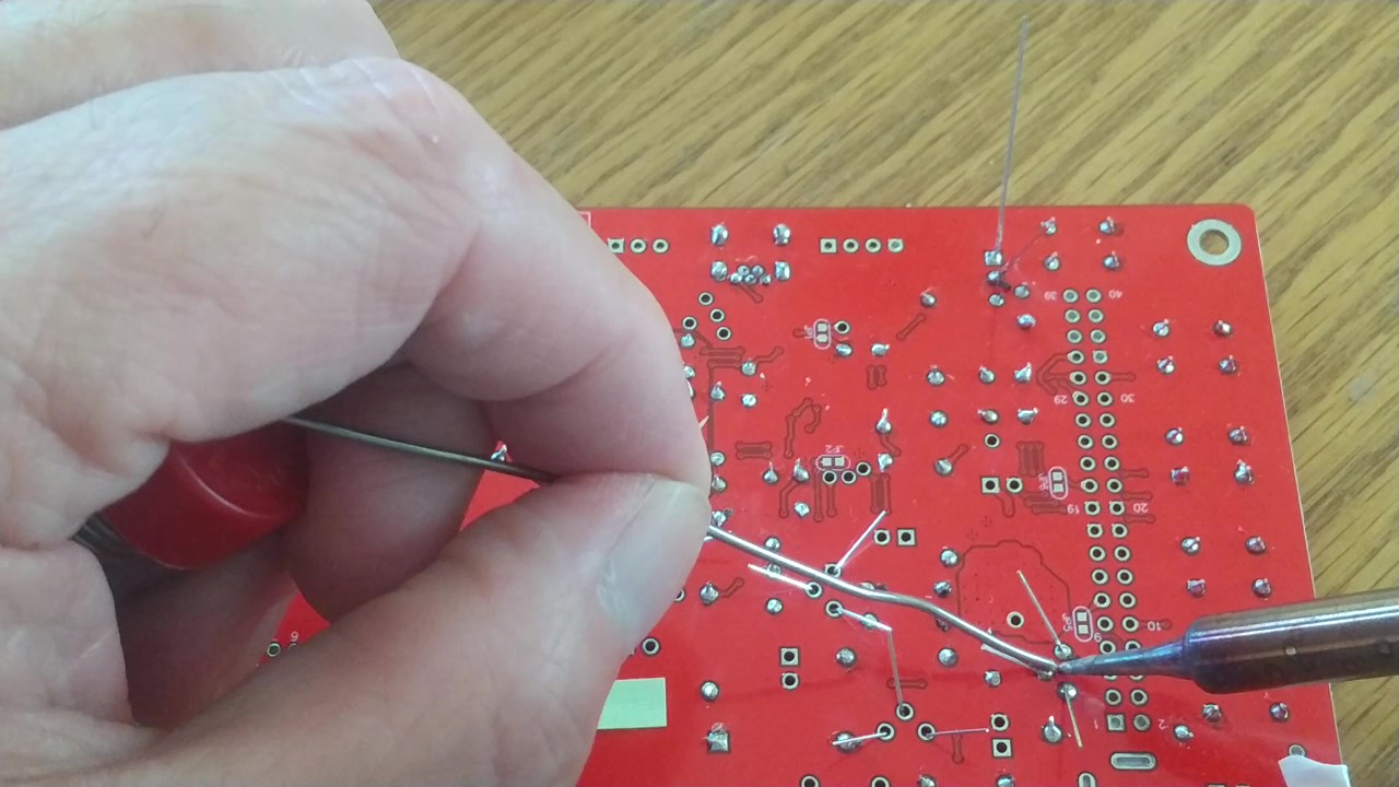 レギュレータのはんだ付け